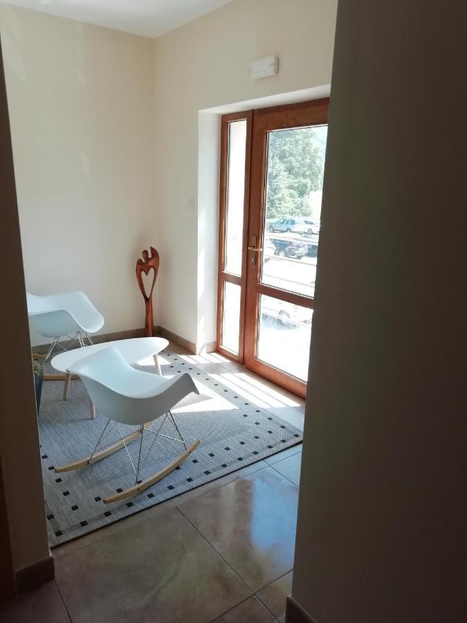 Penzion Adela Roznov pod Radhostem Bagian luar foto