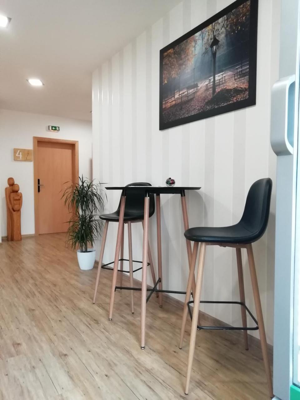Penzion Adela Roznov pod Radhostem Bagian luar foto