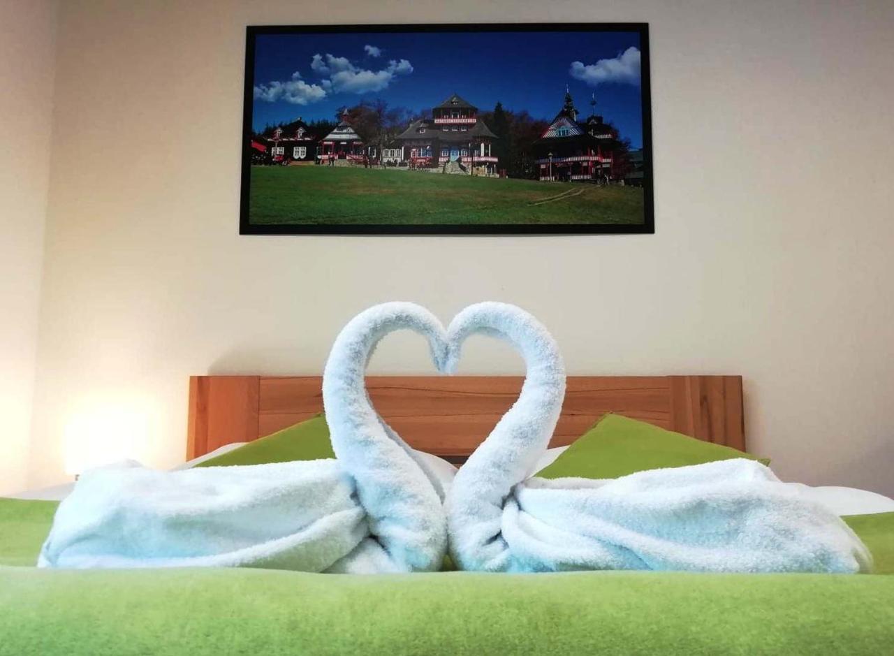 Penzion Adela Roznov pod Radhostem Bagian luar foto